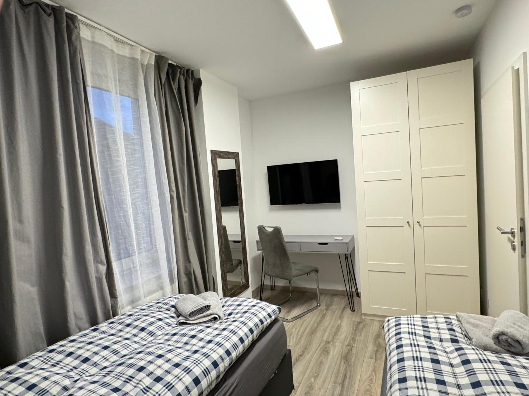 Apartments - Free Parking - Wifi - Kitchen Essen Extérieur photo